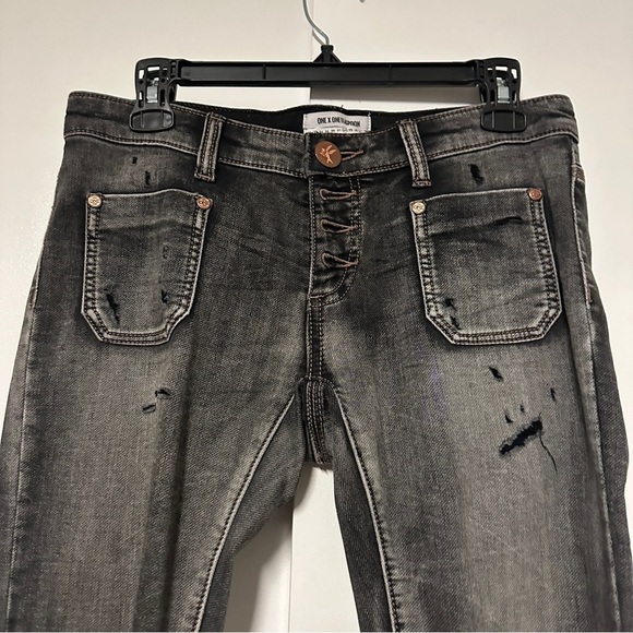 One Teaspoon Super Dupers low waisted slim leg cropped jeans Black Hart Grey 28 - Picture 3 of 13